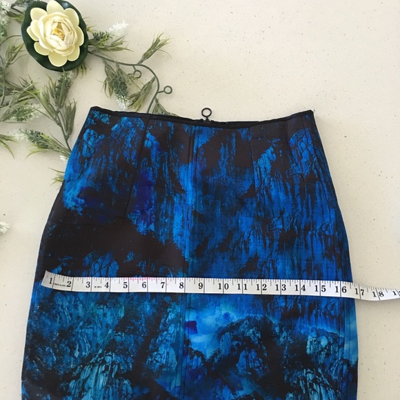 Zara Runway Collection Neoprene marble skirt M - Picture 2 of 5